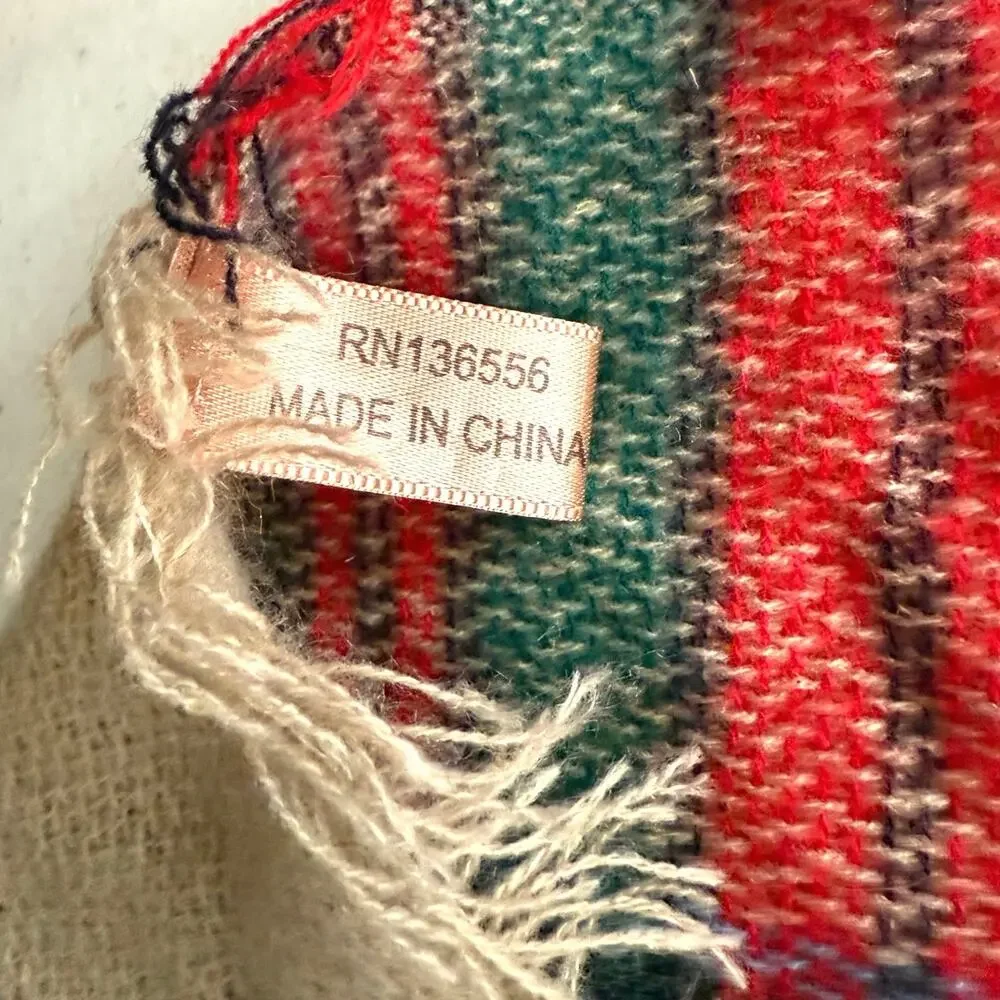 Plaid women's scarf